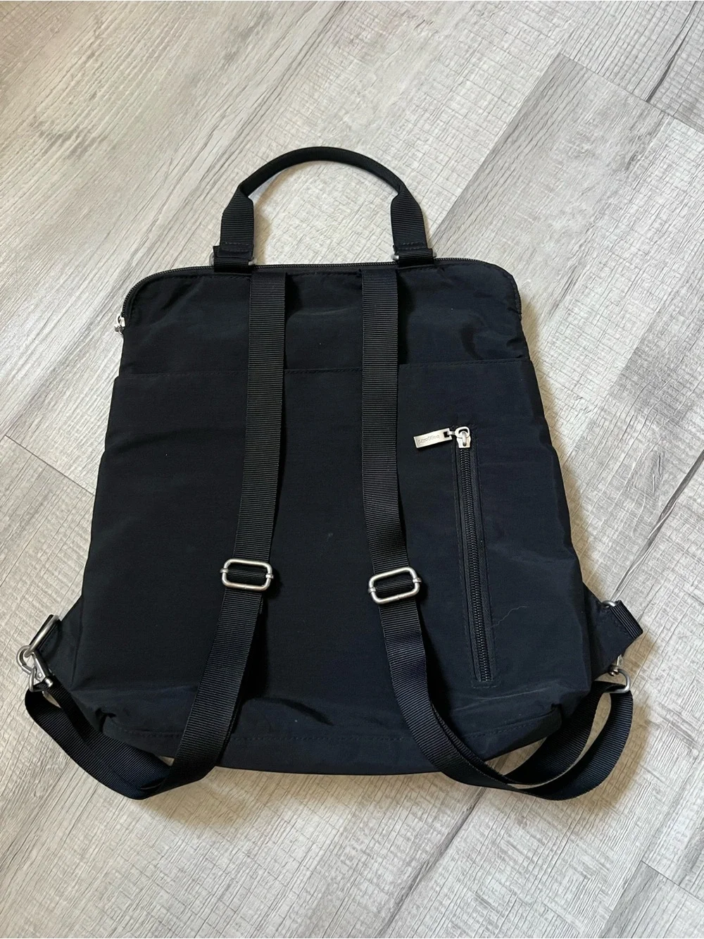 BAGGALLINI Jessica Black Convertible Backpack Tote Silver Hardware Travel